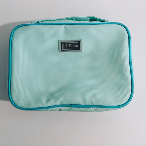 L.L. Bean Handbags - LLBean | Toiletry Bag | 10 x 7 x 23